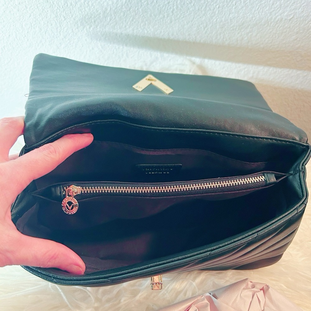 🇮🇹Valentino Orlandi Black Crossbody Bag with Gold Chain NWT - Picture 4 of 7